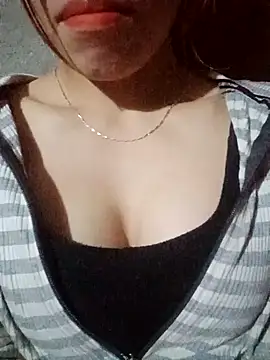 nhinhi-sexy online show from 10-07-25, 06:05