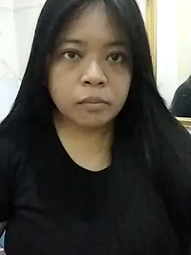 Snapshot of Yourbabysweet05 chatting on 09-26-25, 06:28 Yourbabysweet05 online show from 09-26-25, 06:28