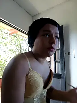 hot pleaser1   online show from 10-24-25, 12:23