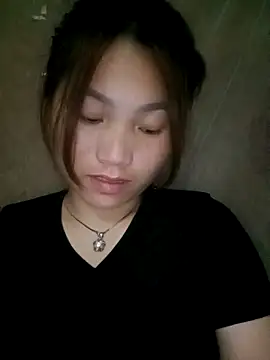 min-xinh online show from 10-18-25, 09:26