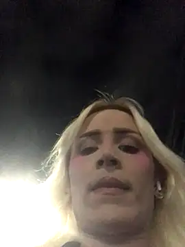 Snapshot of alexawinterrr chatting on 10-30-25, 12:45 alexawinterrr online show from 10-30-25, 12:45