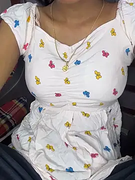 Nencycute1 online show from 10-26-25, 06:19