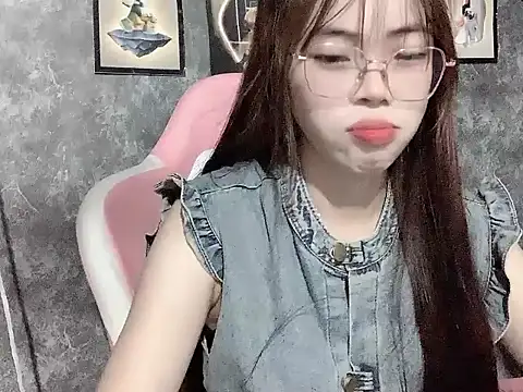 Ellie039 online show from 10-02-25, 04:14