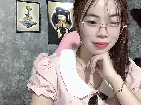 Ellie039 online show from 10-05-25, 10:35