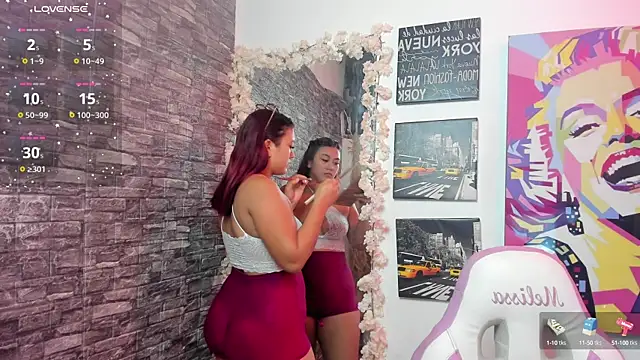 Snapshot of valery__star chatting on 10-18-25, 12:06 valery star online show from 10-18-25, 12:06