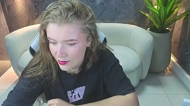 carla tp online show from 10-12-25, 01:10