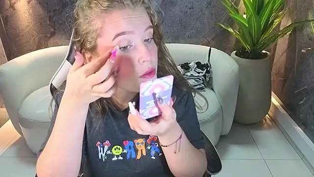 carla tp online show from 10-17-25, 12:41