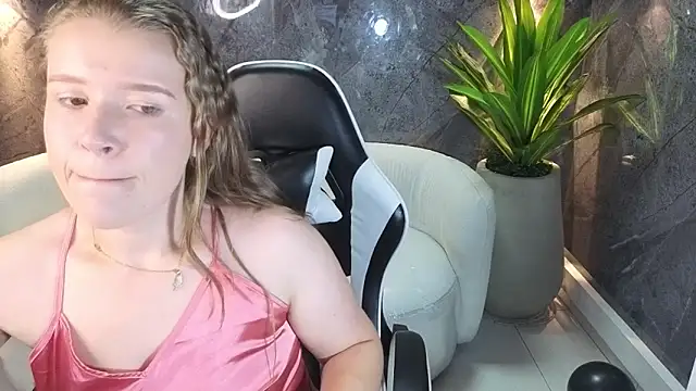 carla tp online show from 10-23-25, 12:37