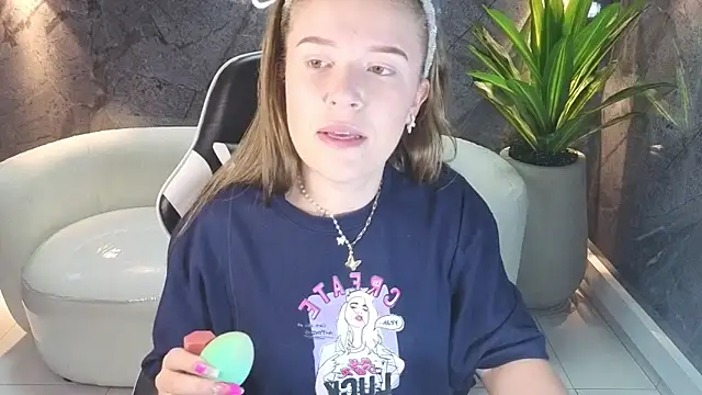 carla tp online show from 11-01-25, 12:51