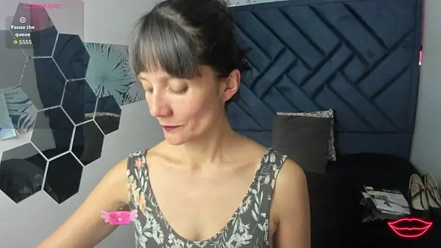 Valery More   online show from 01-14-26, 02:55