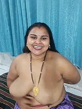 Snapshot of Mamta-Thakur chatting on 11-04-25, 02:27 Mamta-Thakur online show from 11-04-25, 02:27