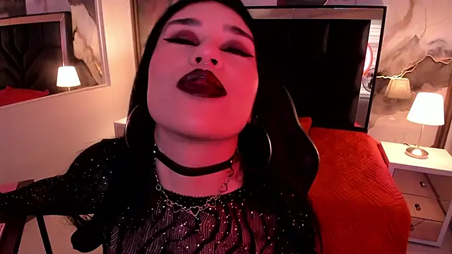 Snapshot of SusanVilla chatting on 11-20-25, 07:46 SusanVilla online show from 11-20-25, 07:46