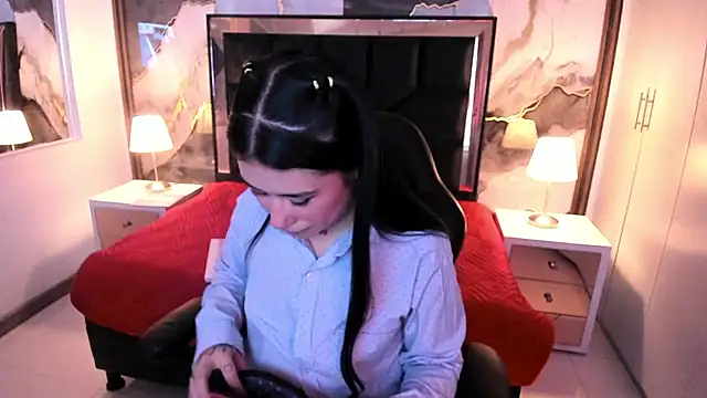 Snapshot of SusanVilla chatting on 11-22-25, 07:35 SusanVilla online show from 11-22-25, 07:35