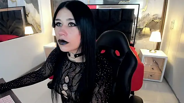 SusanVilla online show from 04-09-26, 07:52