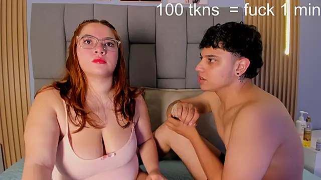 Snapshot of Kandyfrees_ chatting on 10-21-25, 11:33 Kandyfrees online show from 10-21-25, 11:33