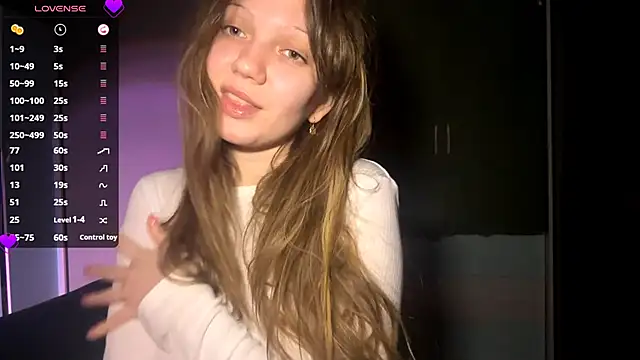 EmiIyKitty online show from 02-14-26, 03:31