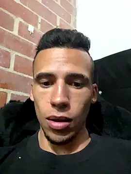 Snapshot of wiland_hot23 chatting on 10-09-25, 04:54 wiland hot23 online show from 10-09-25, 04:54