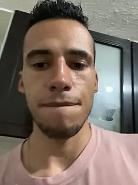 Snapshot of wiland_hot23 chatting on 10-19-25, 04:46 wiland hot23 online show from 10-19-25, 04:46