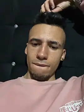 Snapshot of wiland_hot23 chatting on 11-10-25, 01:48 wiland hot23 online show from 11-10-25, 01:48