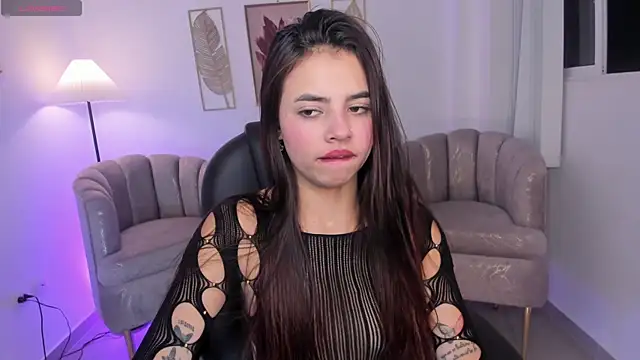 zharaa fox online show from 01-06-26, 04:16