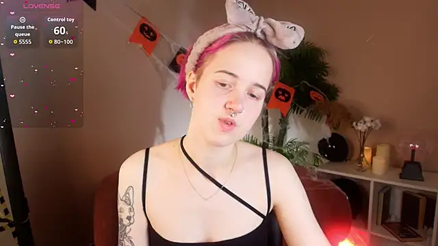 luna son online show from 10-23-25, 09:24