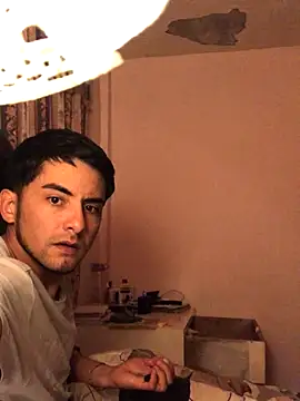 Snapshot of Charly4_20 chatting on 10-12-25, 03:16 Charly4 20 online show from 10-12-25, 03:16