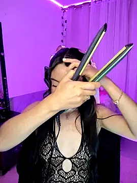 tamara vald online show from 10-26-25, 04:07