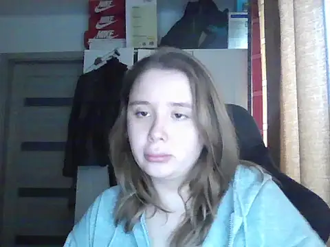 KatrinLips online show from 10-06-25, 03:20
