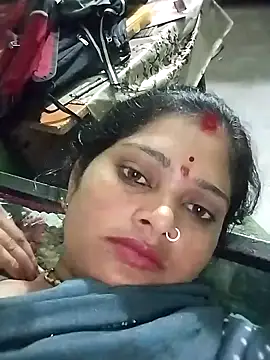 Snapshot of Na_shreya chatting on 02-20-26, 04:40 Na shreya online show from 02-20-26, 04:40