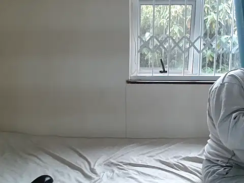 HornyBabe06 online show from 10-13-25, 05:07