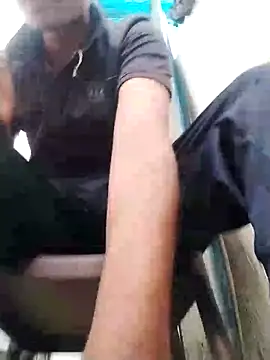 sexybobby13 online show from 10-13-25, 09:09