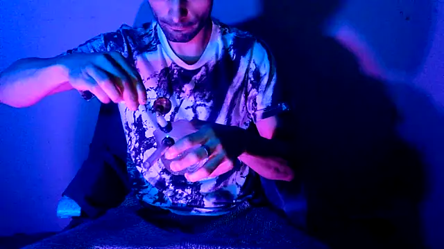 highinhtxx online show from 11-09-25, 01:26