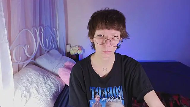 TommieHi online show from 10-18-25, 12:17