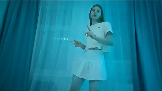 LynteriLain online show from 11-14-25, 07:34