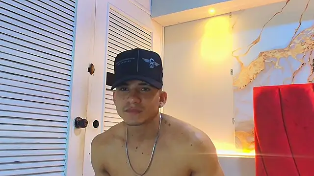 daniscot online show from 10-14-25, 03:51