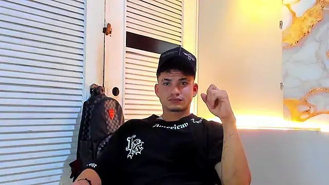 daniscot online show from 11-21-25, 03:49