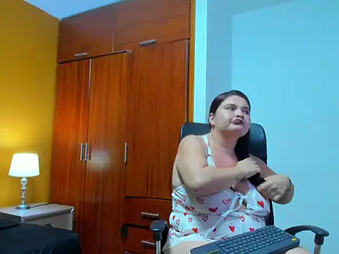 LiaFarrel online show from 09-30-25, 07:30