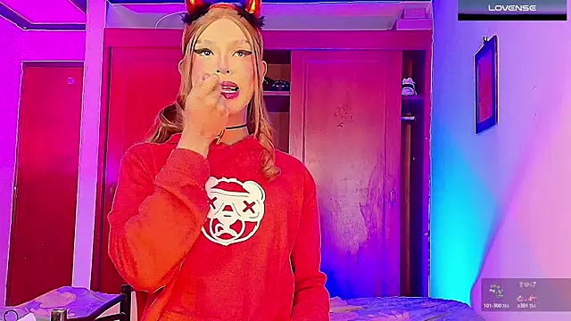 Snapshot of GIRLS_OFFICIALL__ chatting on 10-23-25, 04:45 GIRLS OFFICIALL online show from 10-23-25, 04:45