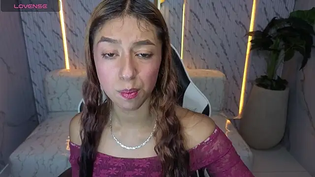 Snapshot of Terry_tx chatting on 10-16-25, 12:39 Terry tx online show from 10-16-25, 12:39