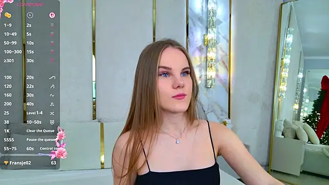 Lili Lohan online show from 11-24-25, 05:23