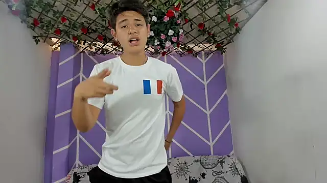 nexusboyhot online show from 10-09-25, 07:34