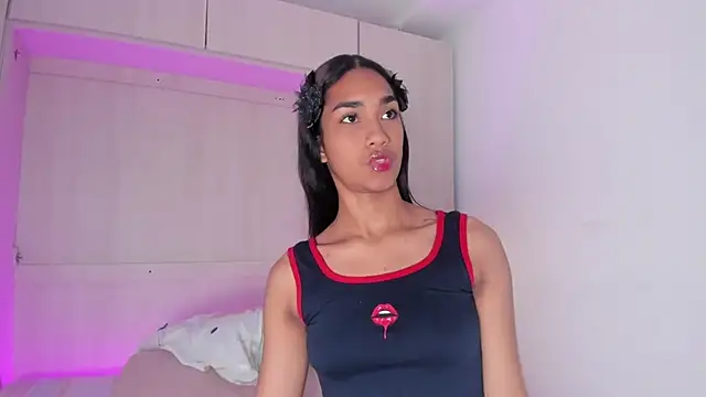 AnahiCollins online show from 11-25-25, 11:32