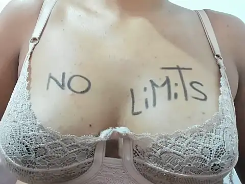 Valentinahot7 online show from 11-23-25, 12:27