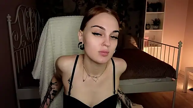 emlymur online show from 10-05-25, 02:48