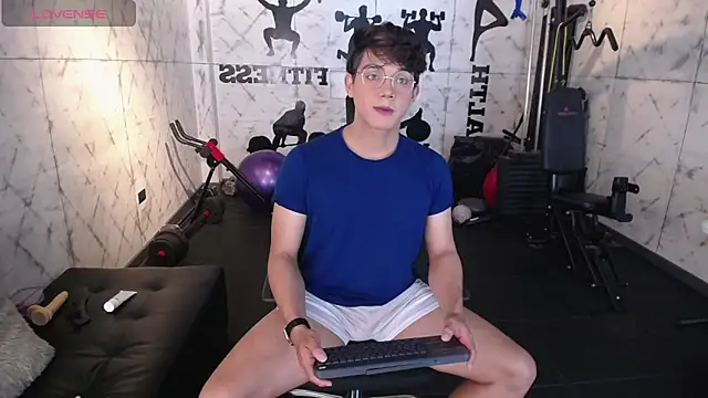 DyllanCooper online show from 12-18-25, 12:33