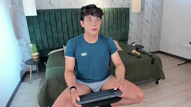 DyllanCooper online show from 12-20-25, 12:01