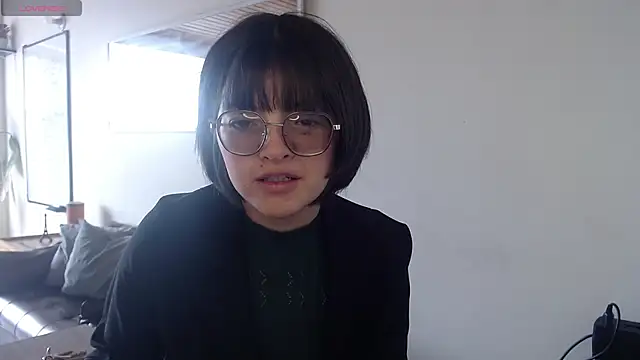 NamiDVelvet online show from 10-02-25, 04:03