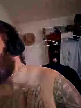 Dong915915 online show from 12-22-25, 11:51