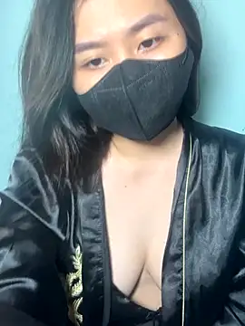 Sexy dancing girl online show from 11-04-25, 02:49