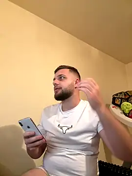 Snapshot of KingAdonisss chatting on 11-08-25, 02:50 KingAdonisss online show from 11-08-25, 02:50